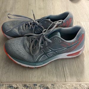 Asics Gel-Cumulus 22 Women’s 9.5